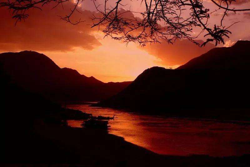 1596276898848414.jpg 1596276898848414.jpg